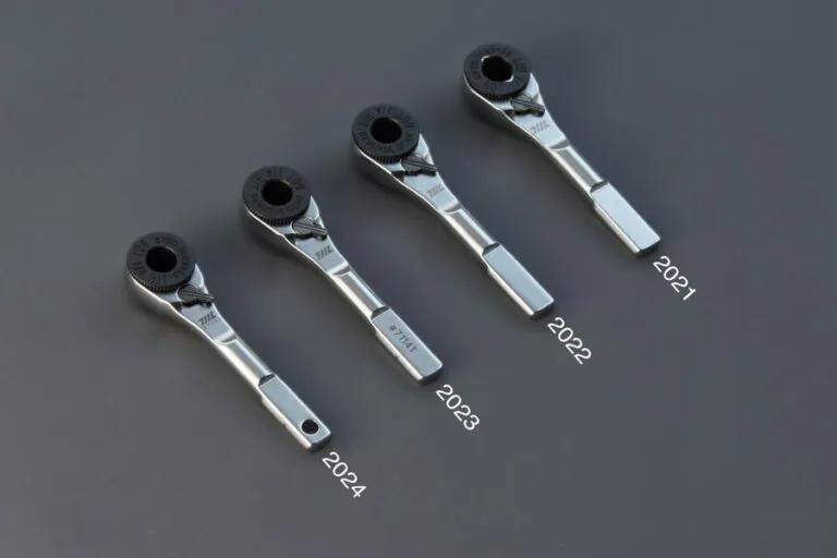 4 versions of ratchet About us min